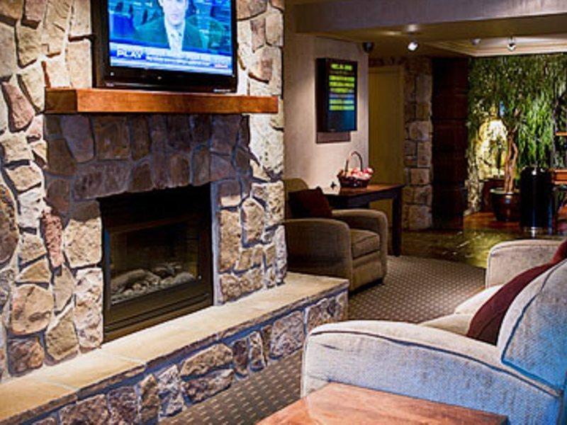 Hotel Sandman Airport Calgary
